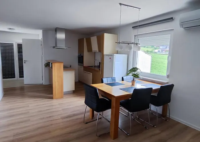 Tome بيت ضيافة 3*