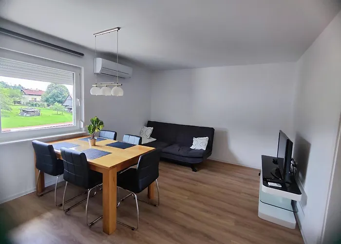 بيت ضيافة Tome 3*