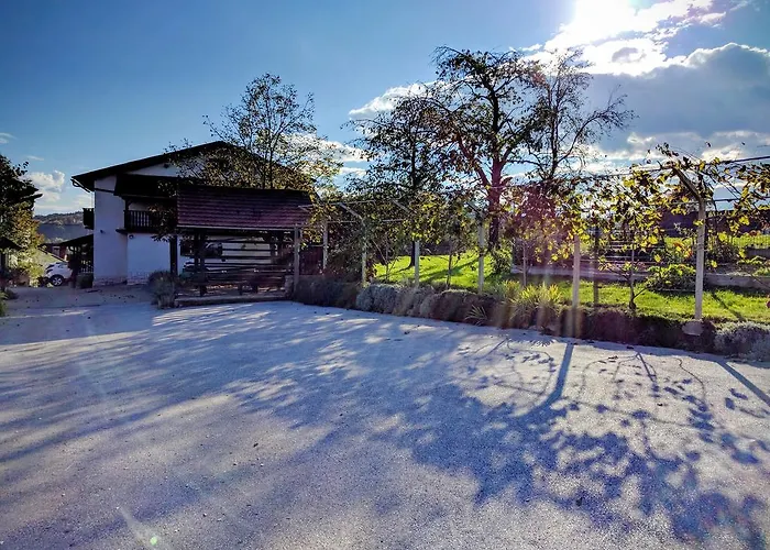 Tome بيت ضيافة 3*